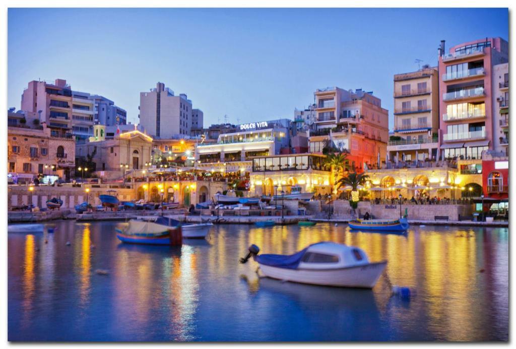 Modern Apartment Just Off The Promenade Sliema Buitenkant foto