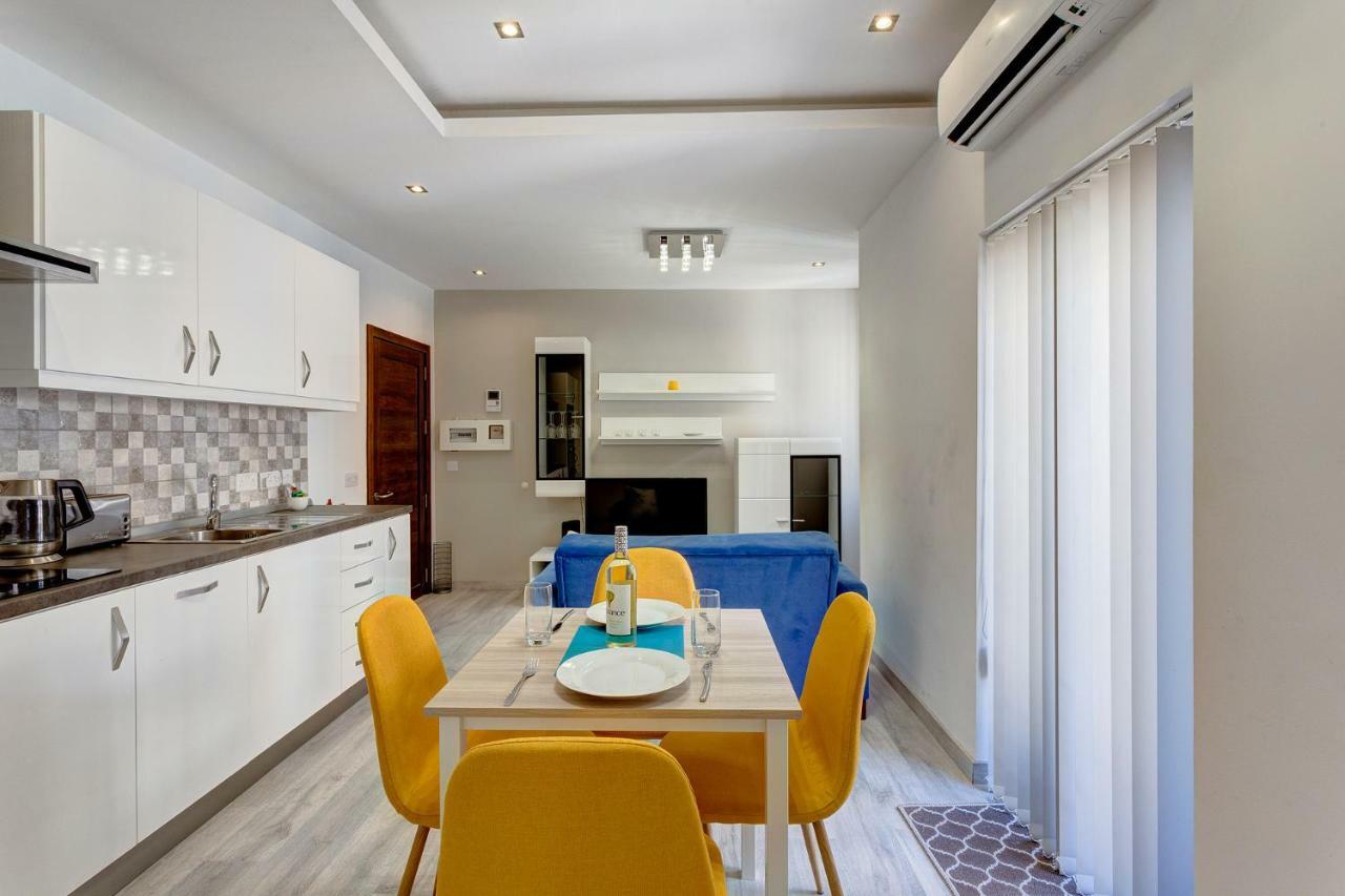 Modern Apartment Just Off The Promenade Sliema Buitenkant foto
